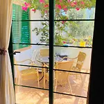 Happiness קלטה דה פוסטה